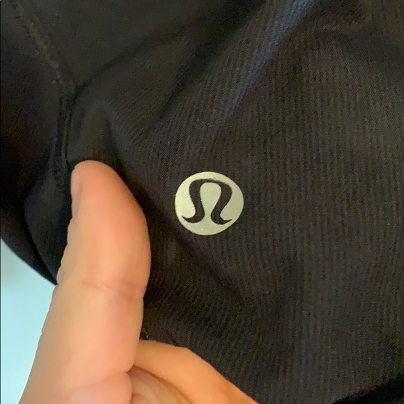 Lululemon reflective rain jacket - Picture 3 of 6